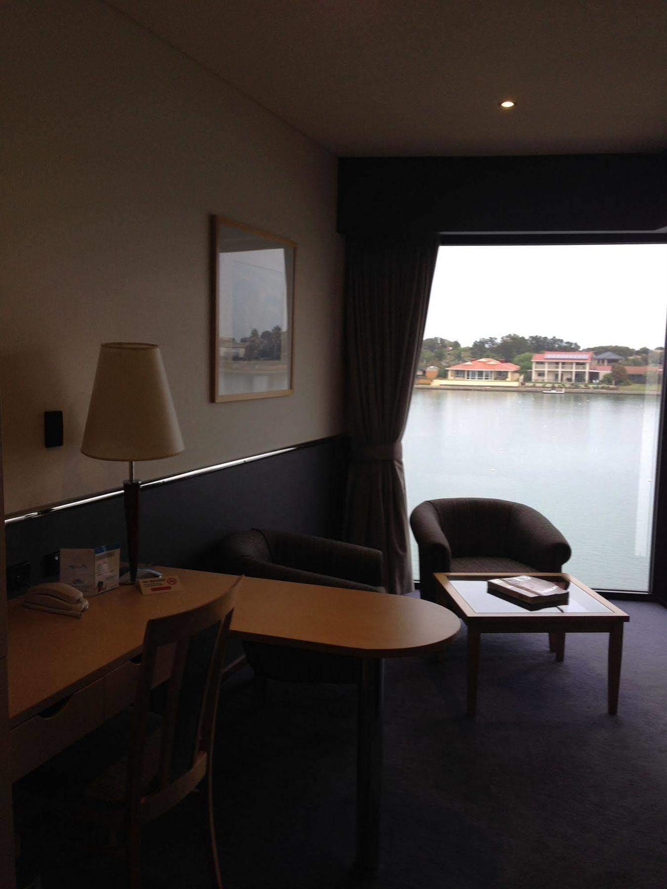 אדלייד Lakes Hotel מראה חיצוני תמונה