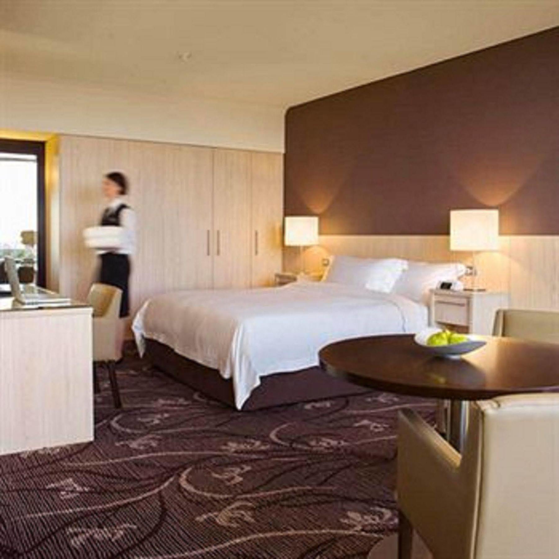 אדלייד Lakes Hotel מראה חיצוני תמונה